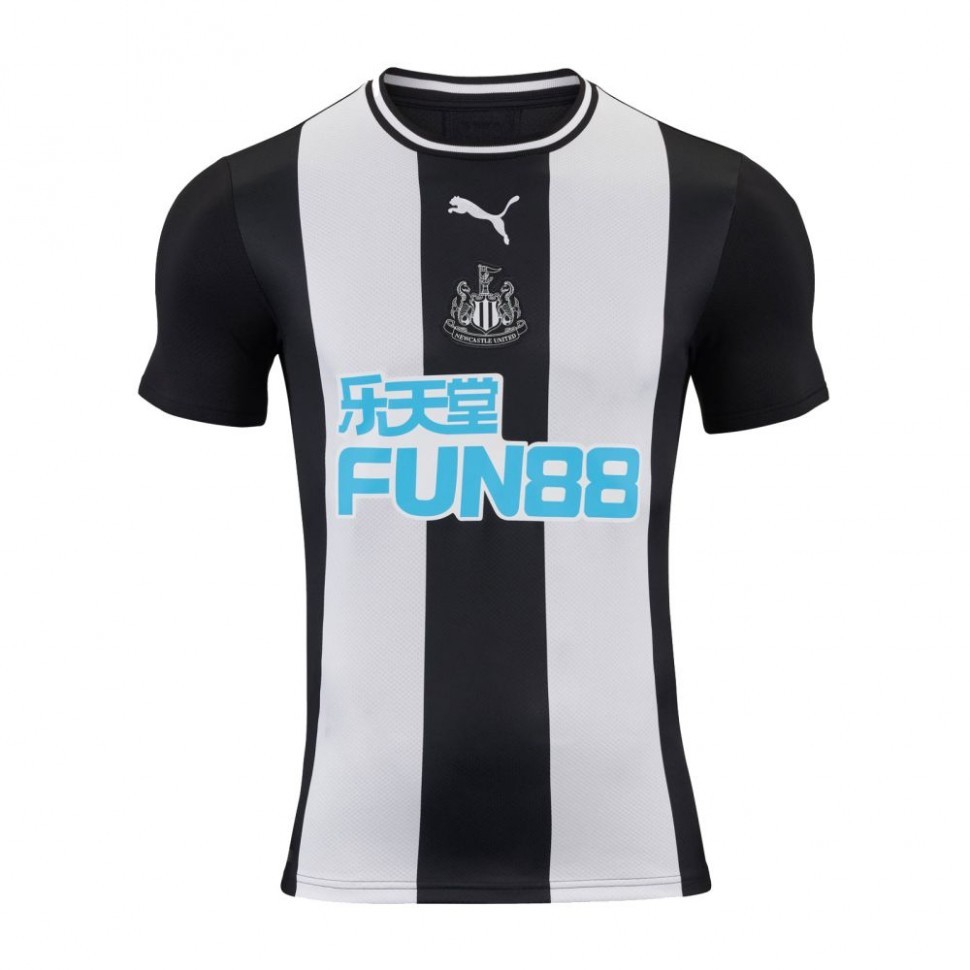 Футбольная форма Newcastle United Домашняя 2019/20 XL(50)